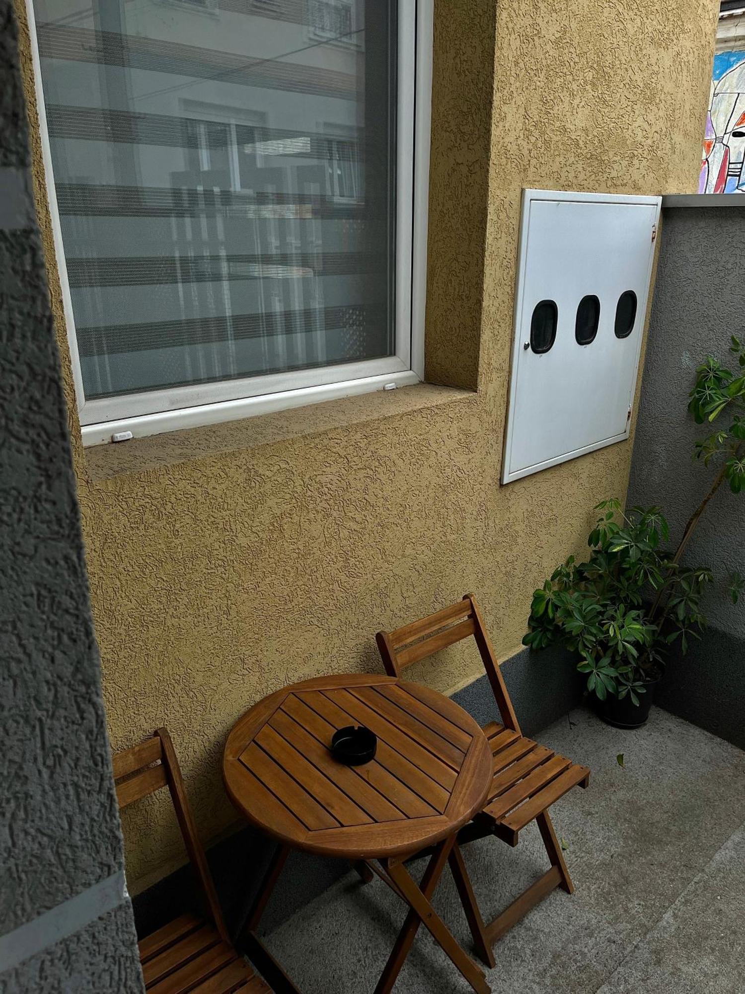 Nilton Apartmans Ni Εξωτερικό φωτογραφία